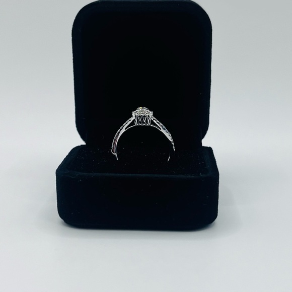 0.50 CT VS1 Lab Diamond Ring 925 Sterling Silver - Picture 5 of 7